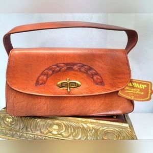 Meeker vintage genuine leather purse never worn